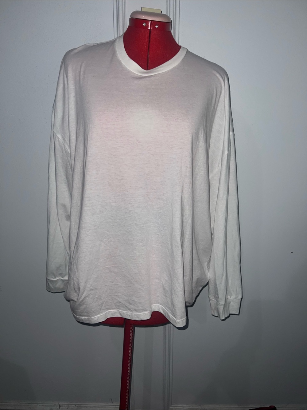 Victoria’s Secret longe wear White Long Sleeve Shirt oversize size large